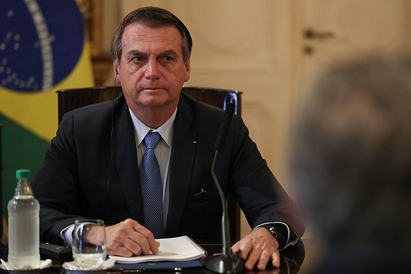 Bolsonaro liberou a posse de armas e anuncia banir radares das estradas e ampliar tolerância com direção violenta