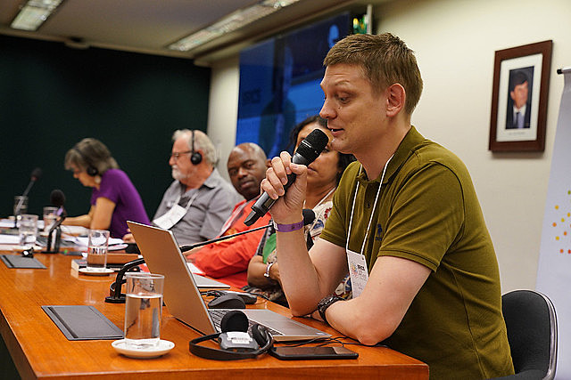 Aleksandr Mironov: "Mientras exista el capitalismo, el fascismo reaparecerá”