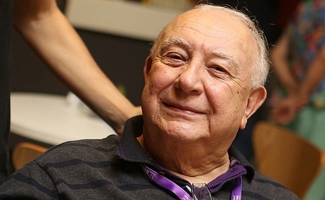 Segundo ele, o Brasil vive o limiar de um novo ciclo, onde as lutas democráticas afloraram como “uma primavera, um despertar da população”.