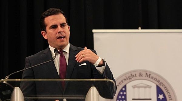La isla adeuda más de 70 mil millones de dólares, el mayor proceso de bancarrota de una entidad estadounidense en la historia.