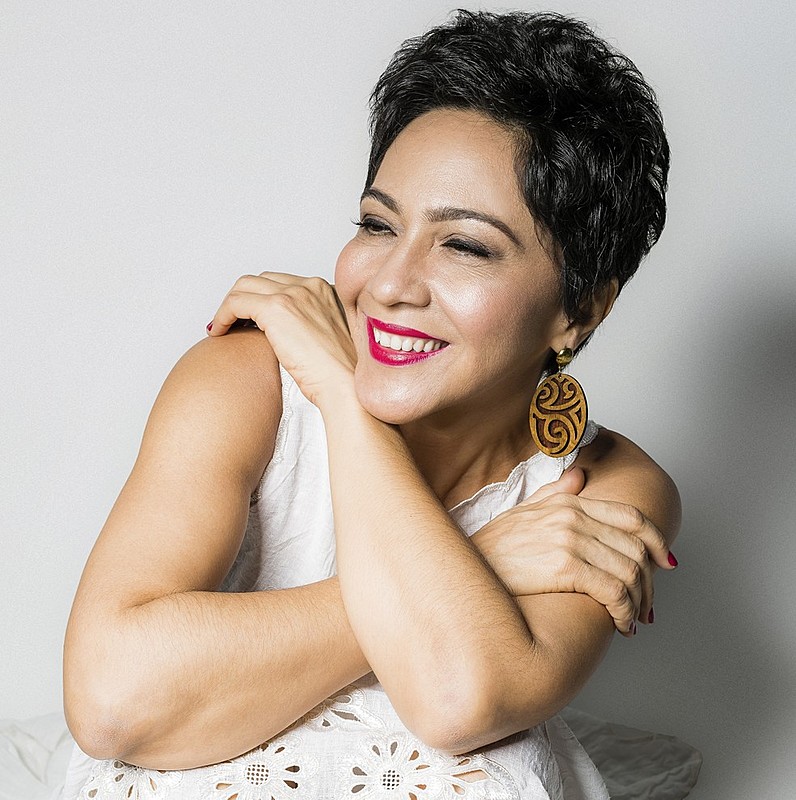 Valéria Oliveira é artista potiguar de MPB