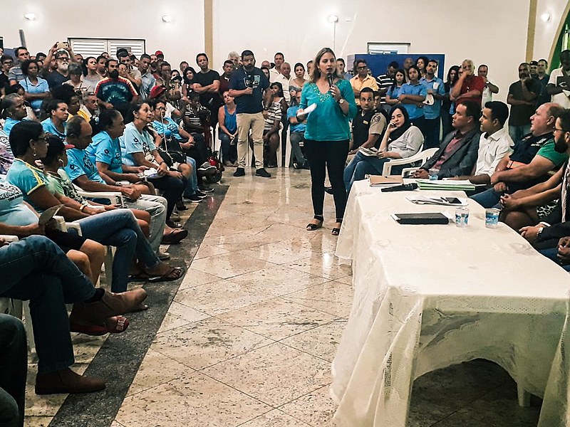 Audiência pública na cidade de Sarzedo-MG reuniu mais de 500 pessoas, nesta segunda-feira (04)