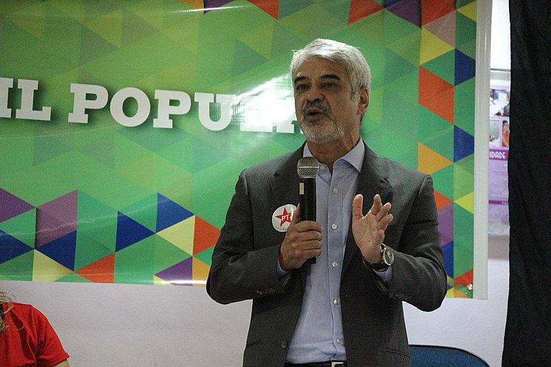 "Longe de ser um fator de geração de emprego, o que essa Reforma faz é gerar subempregos", diz líder do PT no Senado