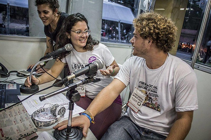 Transmissão do "Programa Papo Reto", do Levante Popular da Juventude , na 2ª Feira Nacional da Reforma Agrária