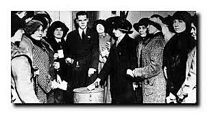 A primeira eleitora registrada no Brasil foi em 1927, no estado do Rio Grande do Norte