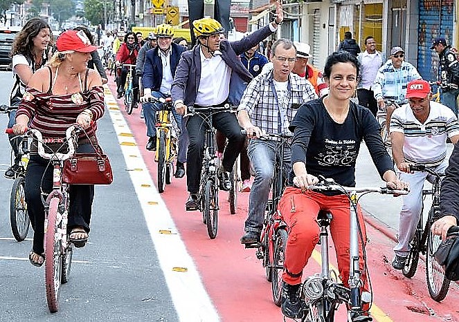 Parte dos recursos arrecado com  multas foi investida por Haddad na construção de ciclovias