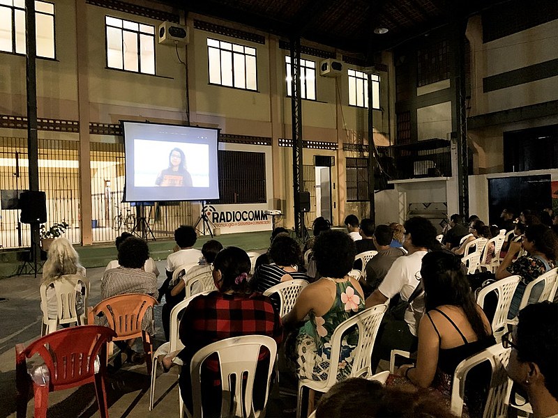 Cerca de 150 pessoas da comunidade participaram do lançamento do evento, que também vai desenvolver atividades em escolas da comunidade.