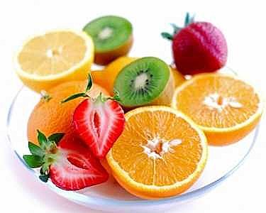 Kiwi, laranja, morango são algumas das frutas que contém vitamina C