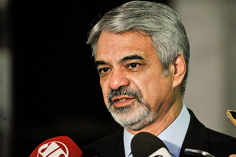 Costa: “Estamos passando por cima da Constituição para dar voz a um projeto político que não resistiria a uma eleição”