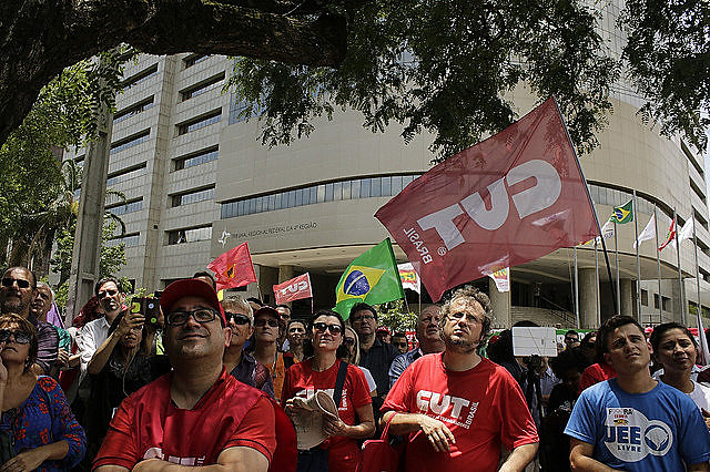 Clase pública "Derecho y democracia: elecciones sin Lula serían un nuevo golpe" aconteció en ciudad del próximo juicio del expresidente
