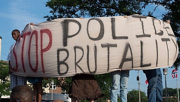 Protesto contra violência e abusos policiais nos EUA