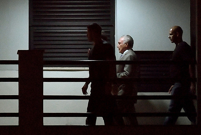 La justicia ordenó liberar a Temer, detenido el último jueves (21)