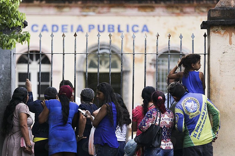 Comitiva que visitou unidades aponta preocupação com precariedade das cadeias e superlotação