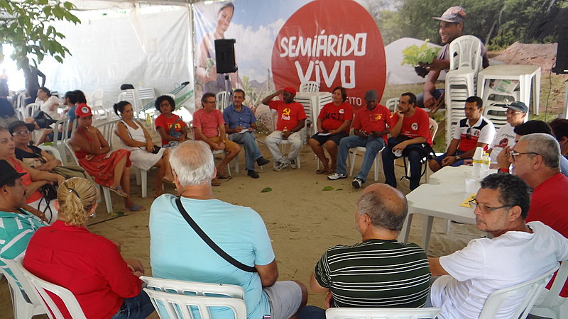 Encontro do SINDSEP-PE no Acampamento Popular em Defesa da Democracia