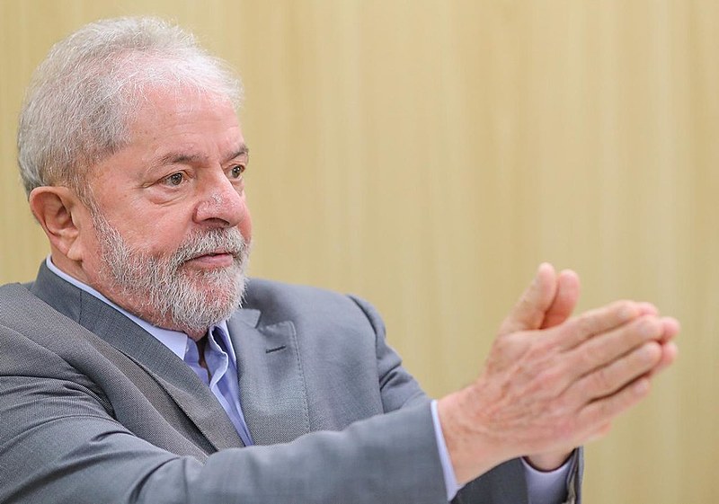 Ex-presidente Lula foi entrevistado na última sexta-feira (26) na sede da PF em Curitiba (PR) onde está preso a mais de um ano
