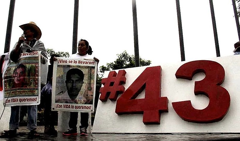 Familiares dos estudantes desaparecidos e Comitê de estudantes de Ayotzinapa convocam uma nova jornada de lutas "Escuta a minha voz 43"
