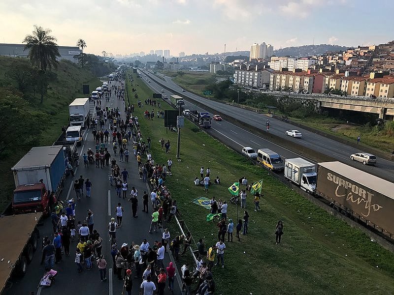 Greve dos caminhoneiros, via Anchieta próximo da entrada para o Rodonel. São Bernardo do Campo, SP. 27 de maio de 2018