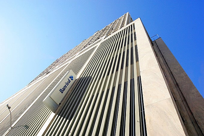 Oito agências fechadas ficam em Porto Alegre e uma em Caxias do Sul