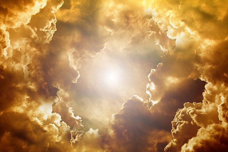 O sétimo céu é formado por uma luz divina que não há palavras que podem descrever.
