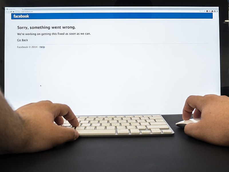 Quase 300 páginas foram excluidas da rede social na última quarta-feira (25)