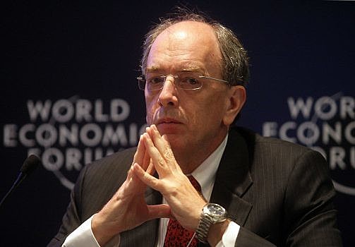 A Petrobras deve anunciar ainda nesta sexta o nome da pessoa que irá presidir a empresa.  