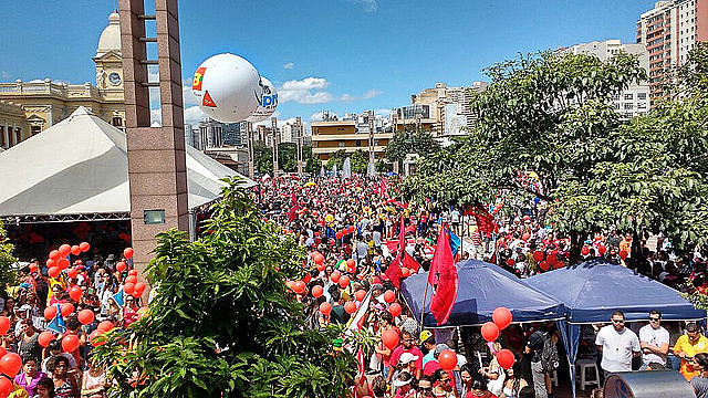Movilización en Belo Horizonte (MG) reunió cerca de 150 mil personas contra cambios en la Pensiones propuestas por el gobierno Temer