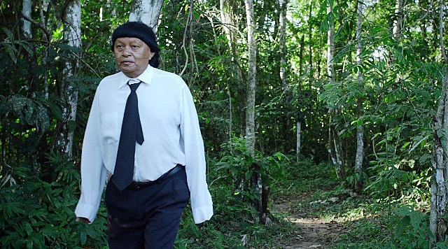 O índio Perpera Suruí foi pajé por 40 anos e, após a conversão de parte da aldeia, hoje é zelador em igreja neopentecostal