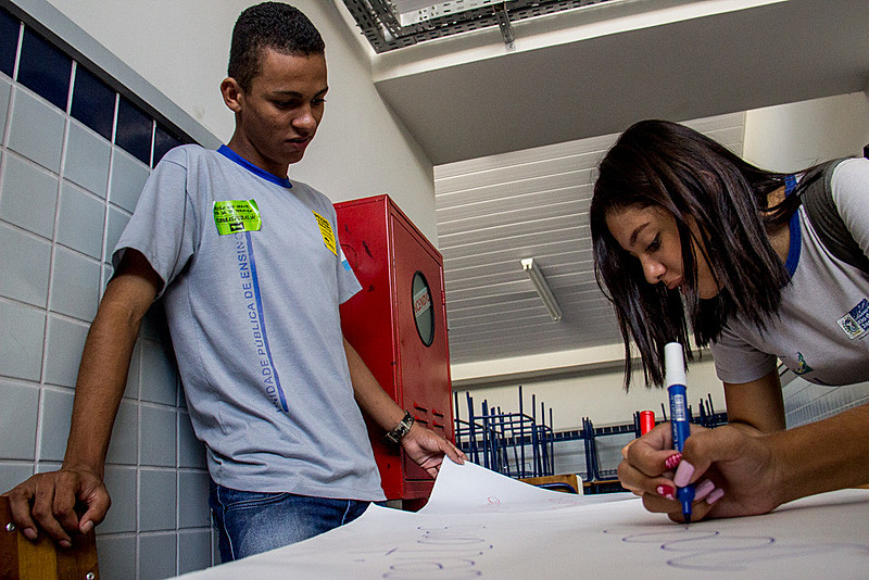 Durante ocupações, alunos trabalham para melhorar as escolas