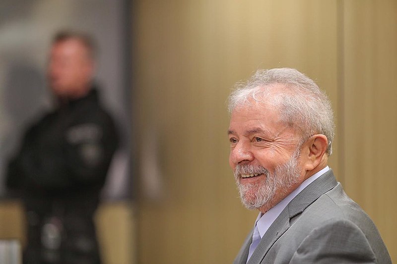 Ex-presidente Lula durante entrevista concedida aos jornalistas Mônica Bergamo e Florestan Fernandes Jr na PF em Curitiba (PR)