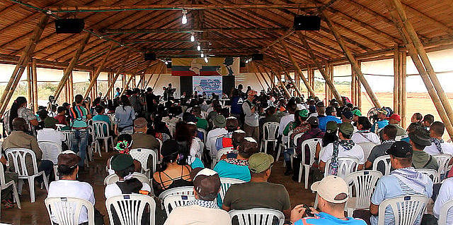 Plenária da 10ª Conferência das FARC-EP, a última da organização como grupo armado