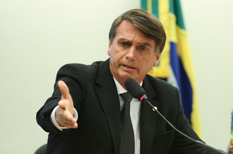 Bolsonaro não só tem forte presença digital, mas também pensa e se articula de forma não-analógica