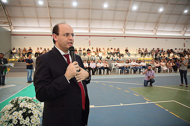 O ministro Rossieli Soares da Silva prepara mudanças no modelo de educação sem ouvir a população e especialistas