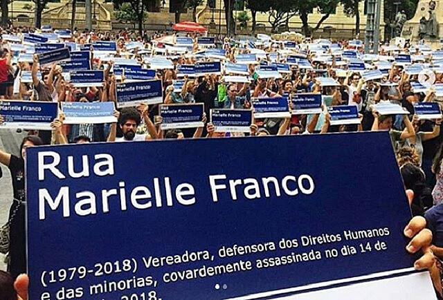 Entre os manifestantes, o ato também reuniu parlamentares e artistas como as atrizes Leandra Leal, Sophie Charlotte e o cantor Leoni
