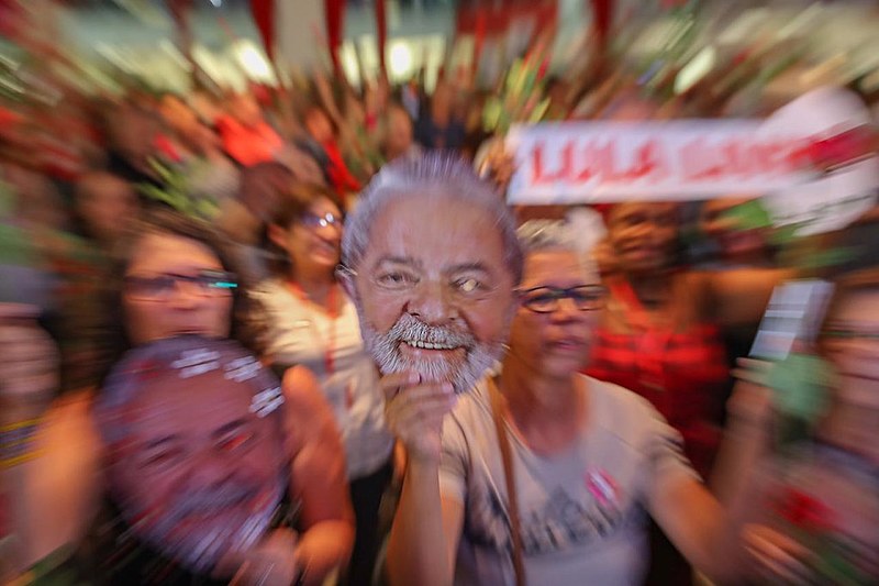 Ato em defesa de Lula e de sua liberdade, foi realizado nesta segunda-feira (10/12) no Sindicato dos Metalúrgicos do ABC