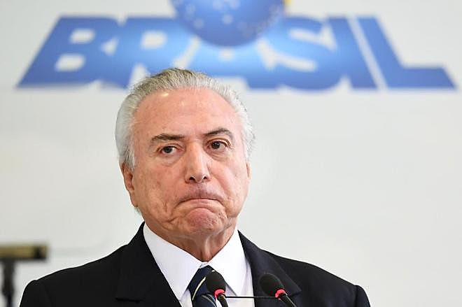 Ex-presidente é alvo de mais 10 procedimentos além daquele que levou à sua prisão