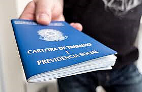 O ano de 2018 deu continuidade ao processo de deterioração do mercado de trabalho brasileiro, iniciado em 2015.