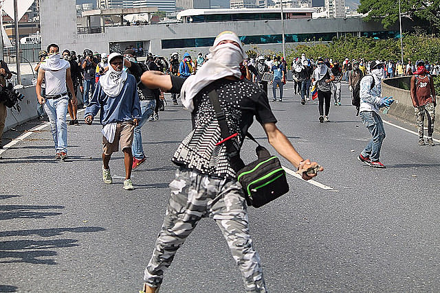 Es recurrente la violencia en protestas convocadas por la oposición venezolana
