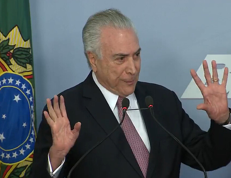 "Não sei como Deus me colocou aqui. Tenho honra de ser presidente, pelos avanços que meu governo conquistou"