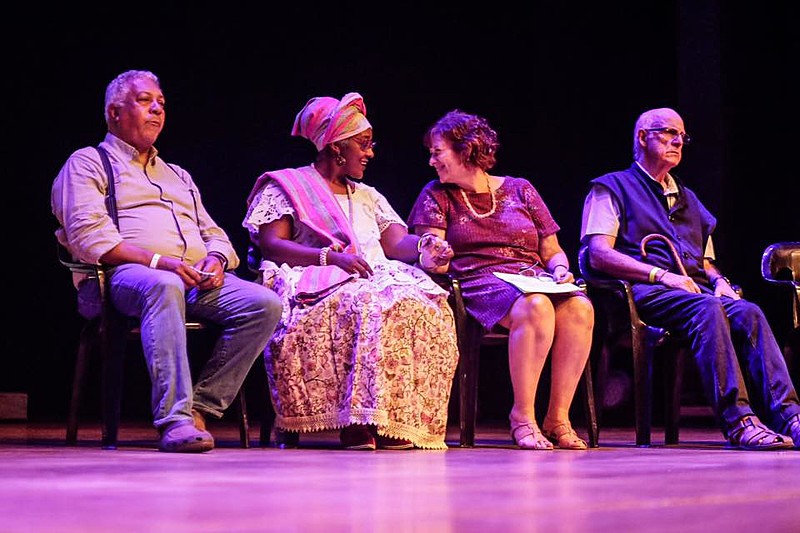 Evento ocorreu no teatro da PUC, em São Paulo
