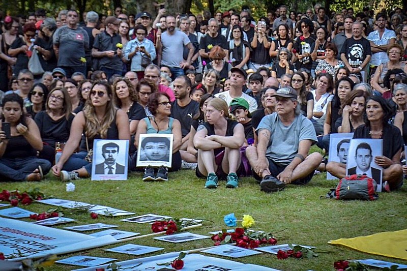 Caminhada do Silêncio no Ibirapuera lembrou os assassinados  pela Ditadura
