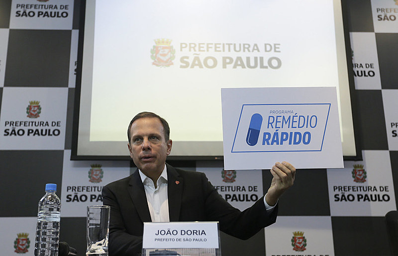 Prefeito João Doria em coletiva de imprensa, em abril