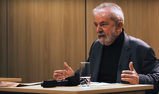 Lula durante entrevista ao jornalista Gleen Greenwald do The Intercept