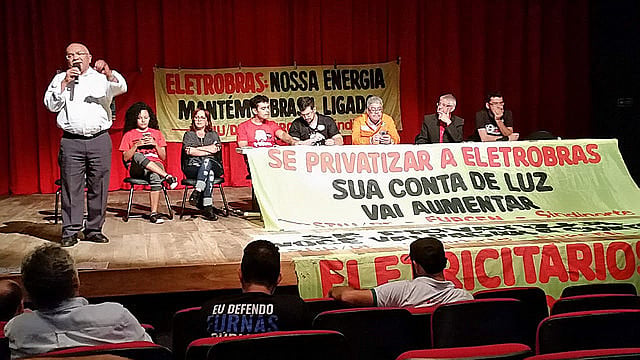 Union and movement leaders met last week to discuss strategies to protect Eletrobras