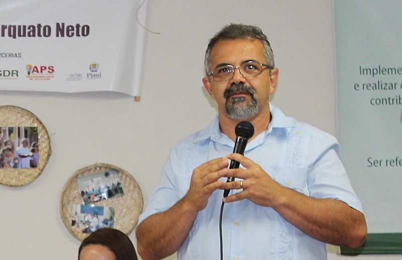 Graduado em História, José Jonas Duarte é mestre em Economia (UFPB) e doutor em História Econômica pela Universidade de São Paulo (USP)