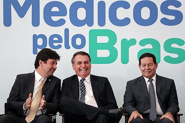 Durante anúncio do Médicos pelo Brasil, em agosto, presidente criticou o Mais Médicos, que chegou a atender cerca de 60 milhões de pessoas.