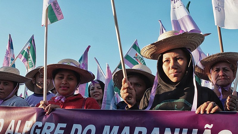 A mobilização teve a participação da Marcha das Mulheres Indígenas