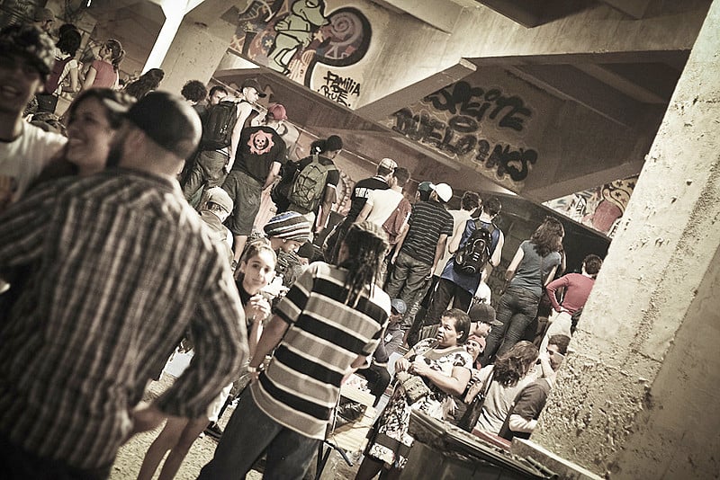 O caso mais emblemático é o  do viaduto Santa Tereza, no Centro, que há pelo menos dez anos vem sendo ocupado por diversos grupos culturais