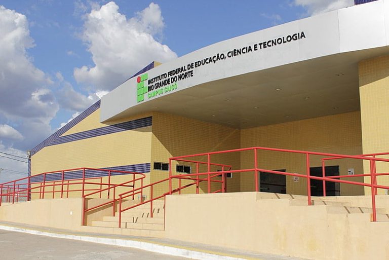Para qual direção crescerão os Institutos Federais?