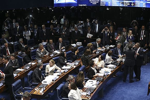 Integrantes do governo avaliavam que o governo teria cerca de 60 votos favoráveis pela admissão da pronúncia