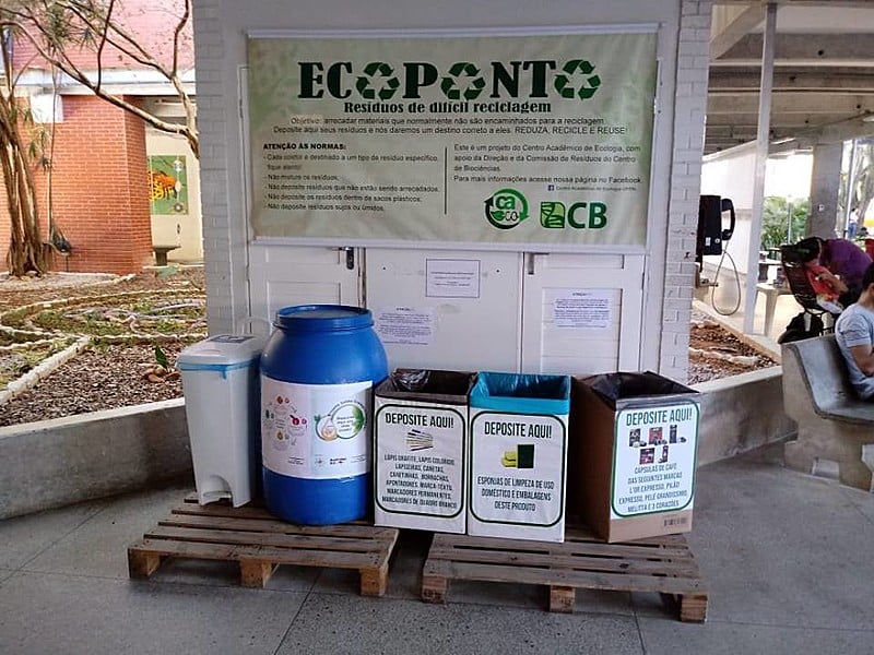 Pontos de coletas podem ser encontrados no Centro de Biociências e no Centro de Convivência do campus universitário